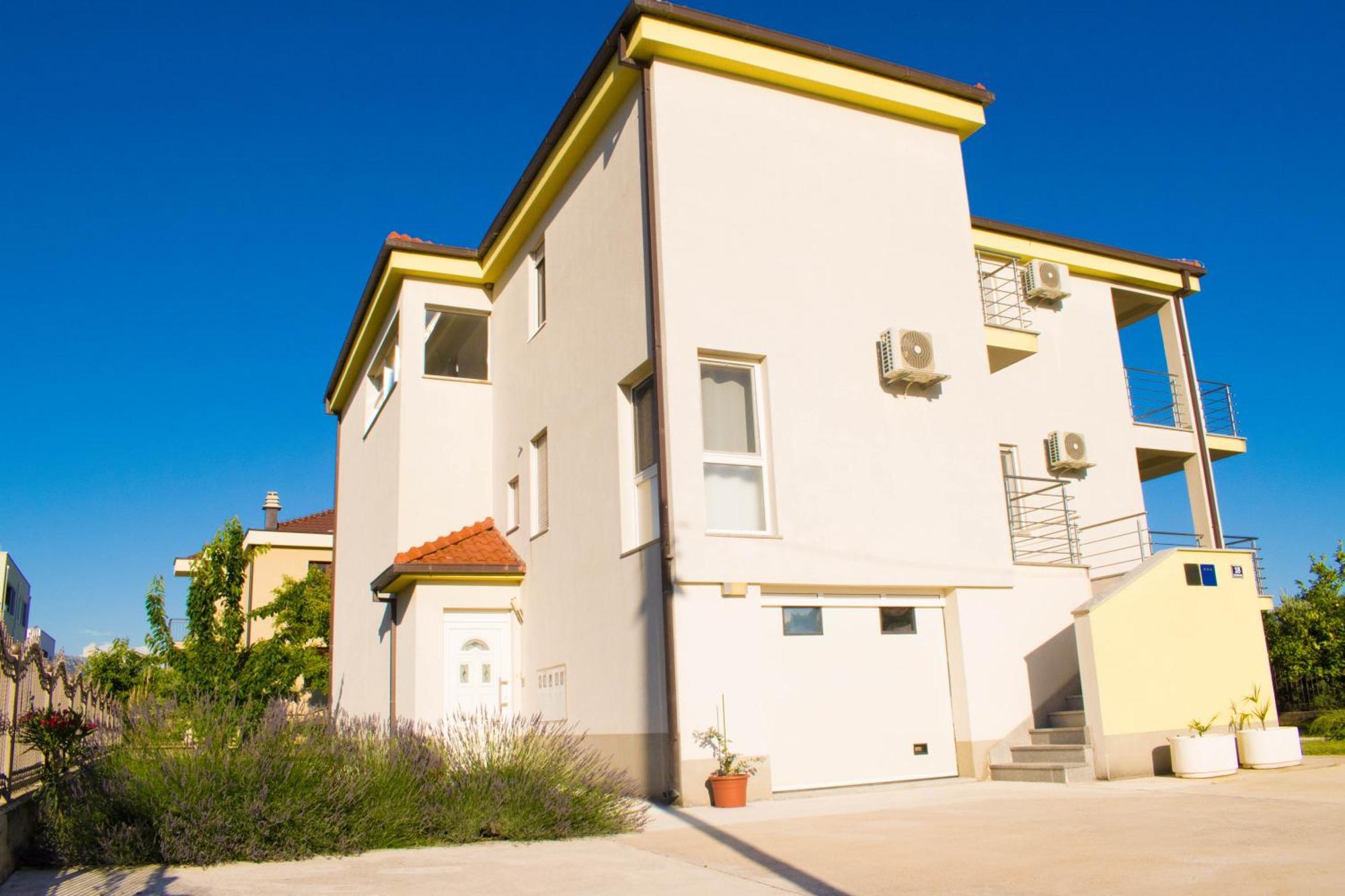 Apartments Villa Ornamenta Kaštela Zewnętrze zdjęcie