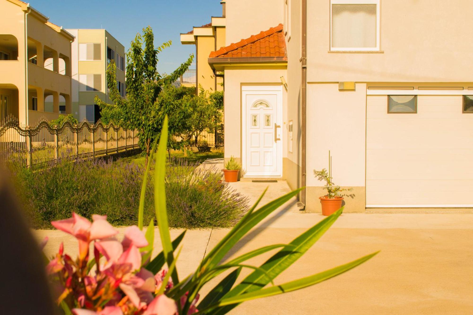 Apartments Villa Ornamenta Kaštela Zewnętrze zdjęcie
