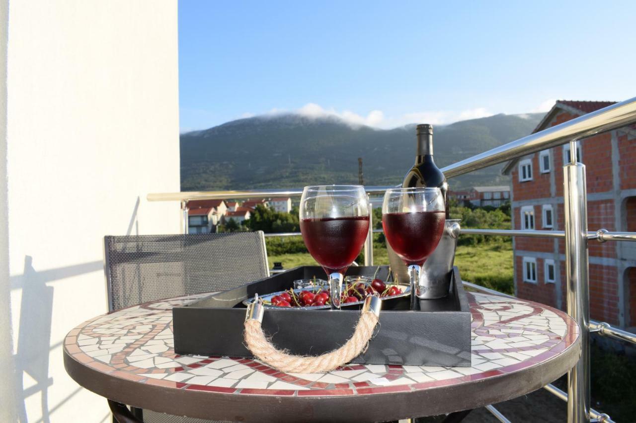 Apartments Villa Ornamenta Kaštela Zewnętrze zdjęcie